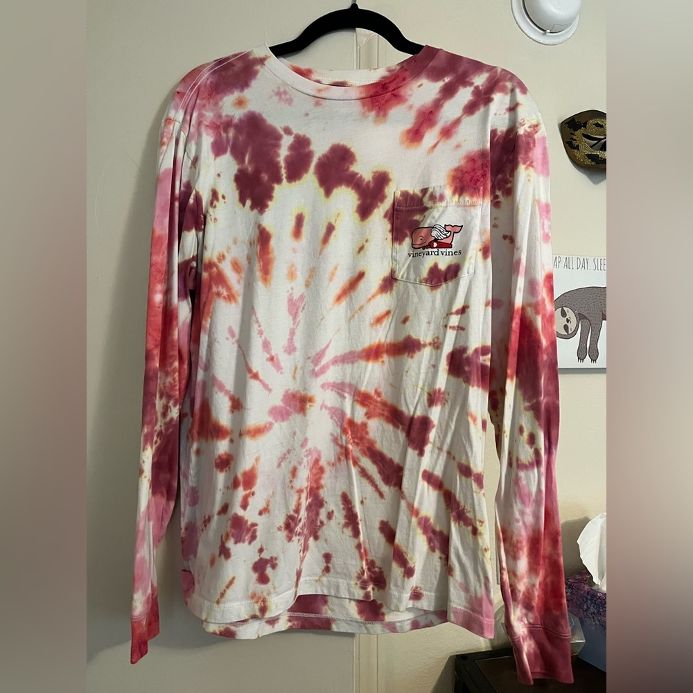 Vineyard Vines Tie Dye Valentine’s Day Long Sleeve